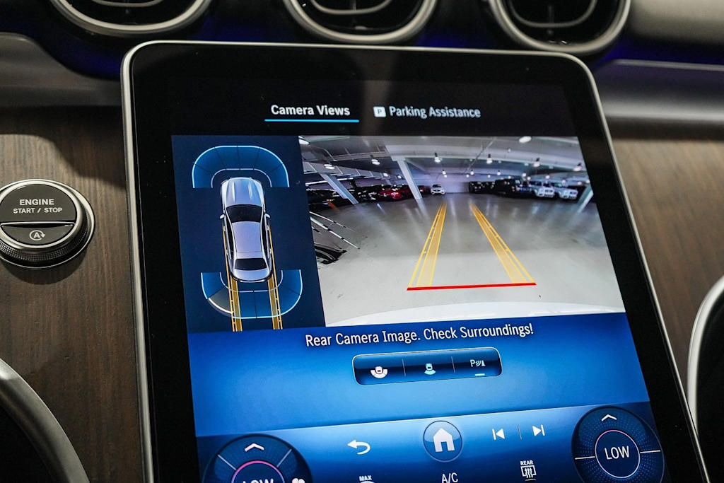 Thumbnail: 2025 Mercedes-Benz C-Class - 28