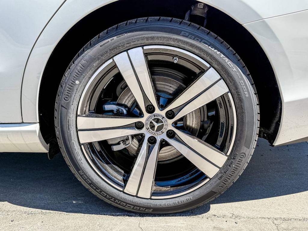 Thumbnail: 2025 Mercedes-Benz C-Class - 6