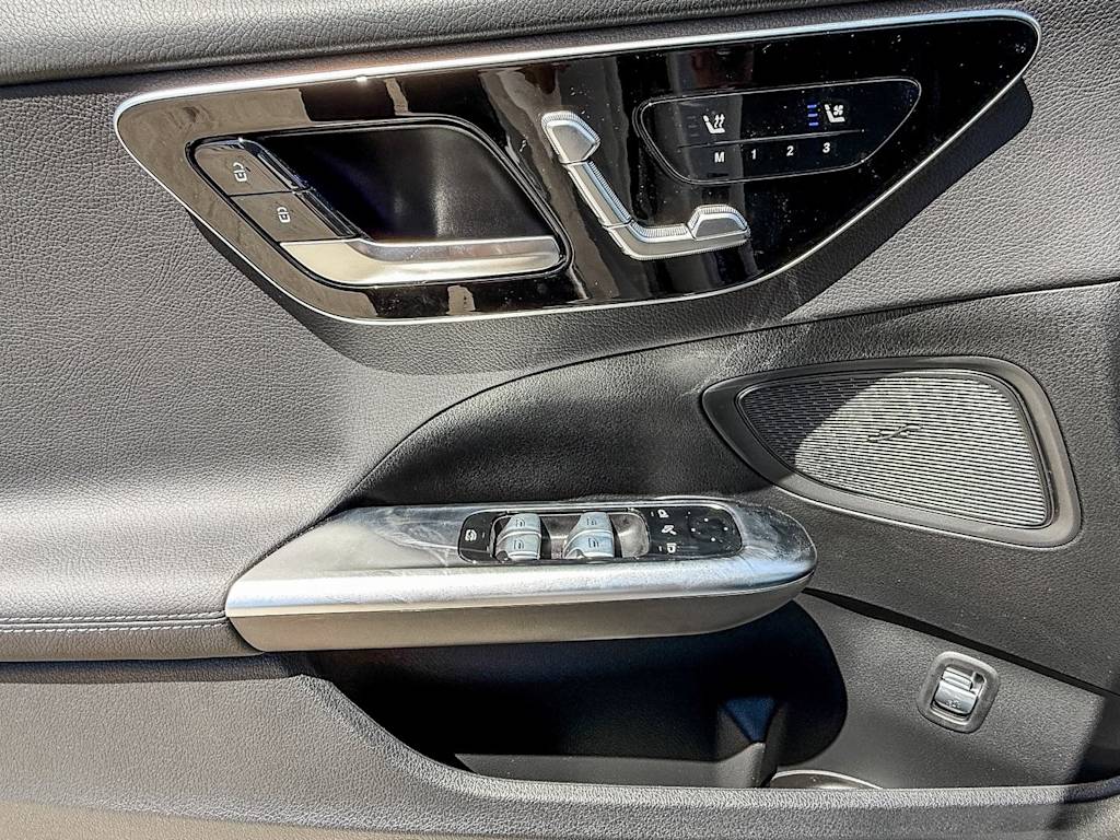 Thumbnail: 2025 Mercedes-Benz C-Class - 23