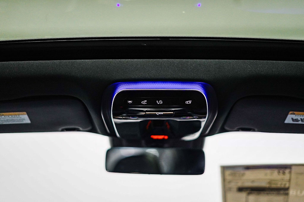 Thumbnail: 2025 Mercedes-Benz C-Class - 20