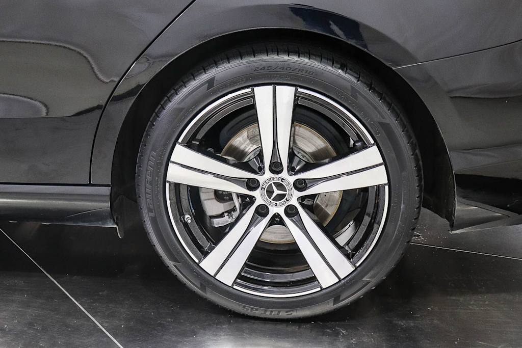 Thumbnail: 2025 Mercedes-Benz C-Class - 21