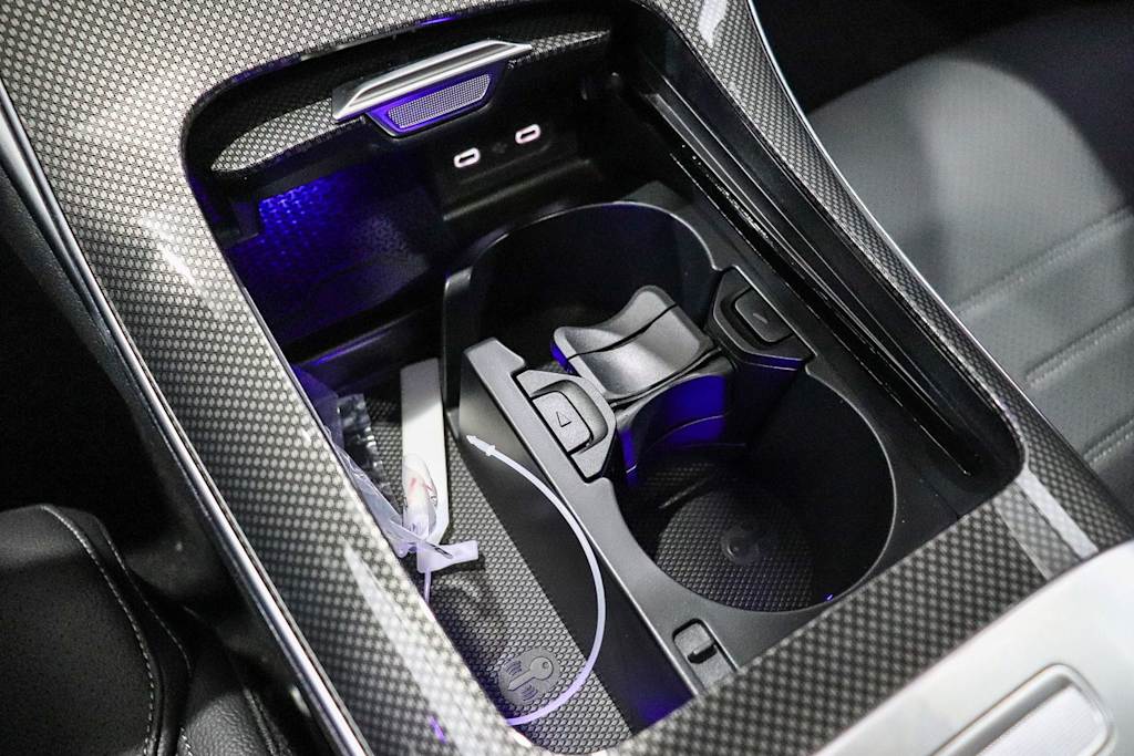 Thumbnail: 2026 Mercedes-Benz C-Class - 13