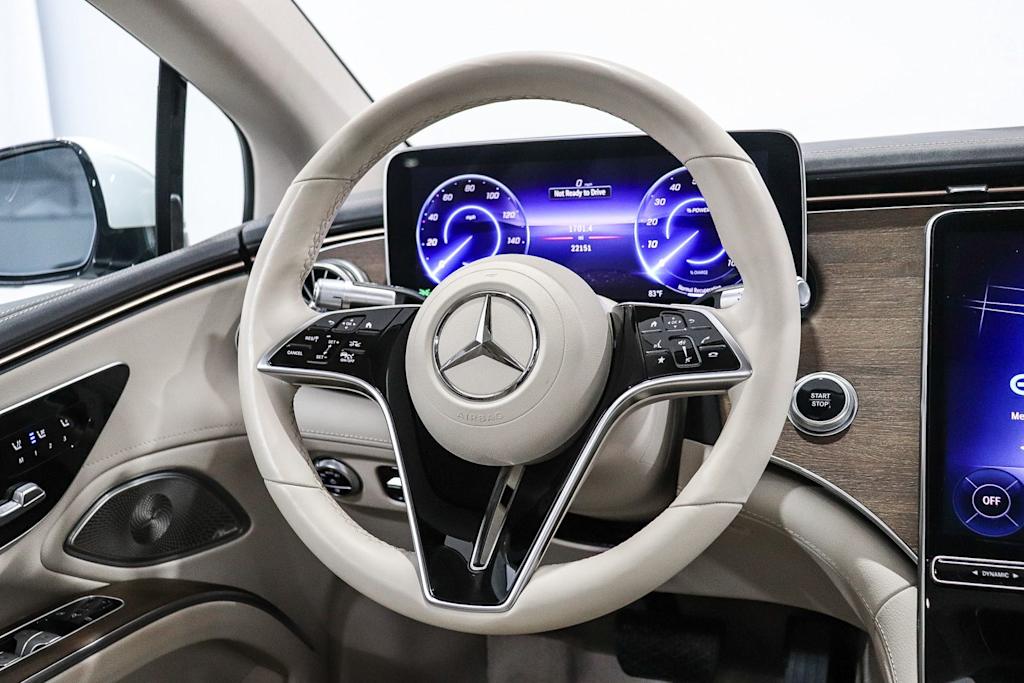 Thumbnail: 2023 Mercedes-Benz EQS - 8