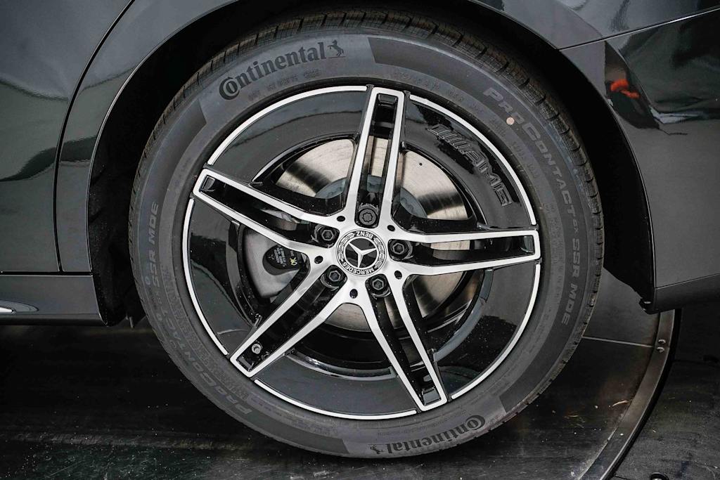 Thumbnail: 2026 Mercedes-Benz E-Class - 6