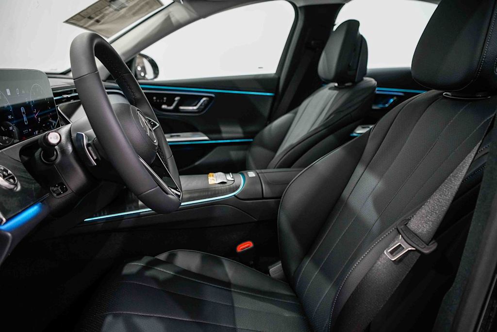 Thumbnail: 2026 Mercedes-Benz E-Class - 10