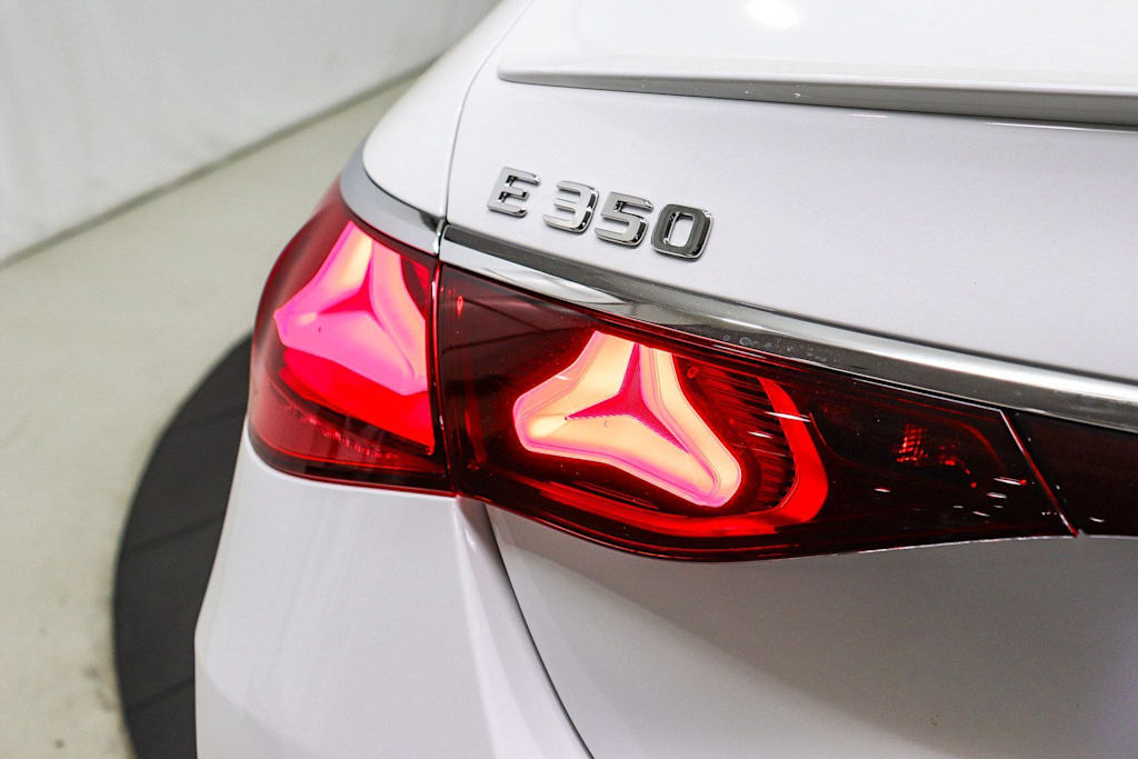 Thumbnail: 2026 Mercedes-Benz E-Class - 19