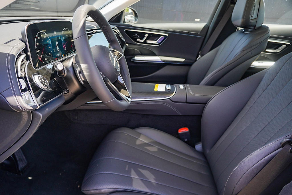 Thumbnail: 2026 Mercedes-Benz E-Class - 10