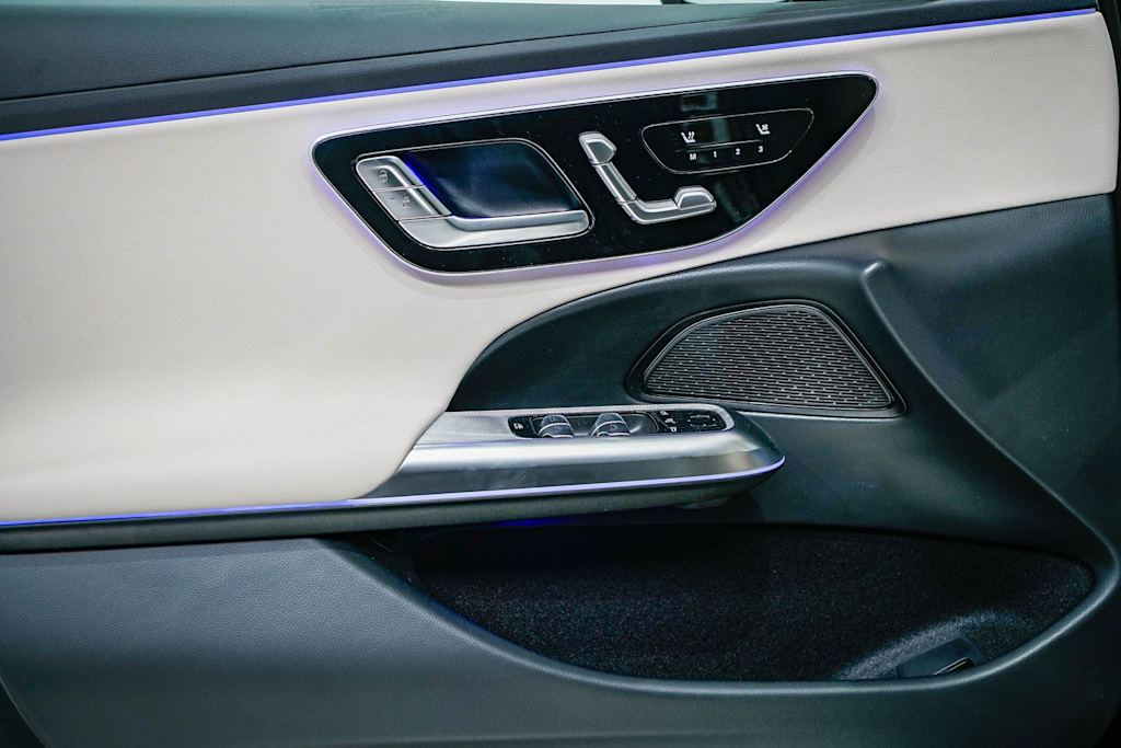 Thumbnail: 2026 Mercedes-Benz E-Class - 21