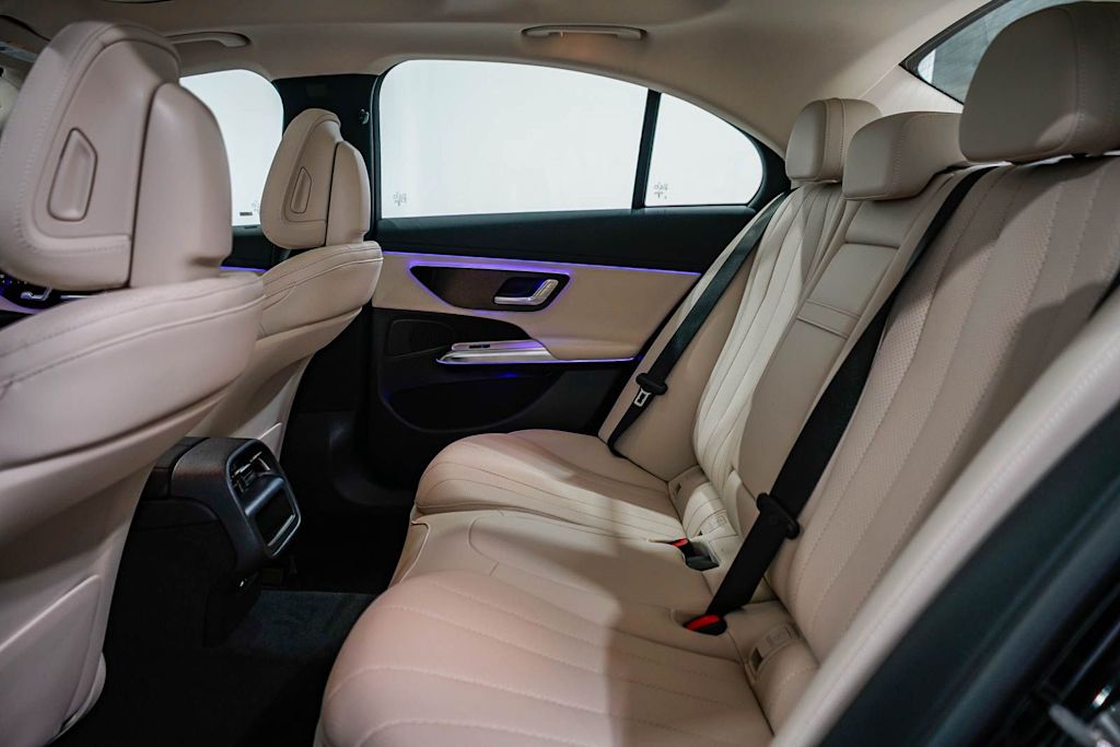 Thumbnail: 2026 Mercedes-Benz E-Class - 12