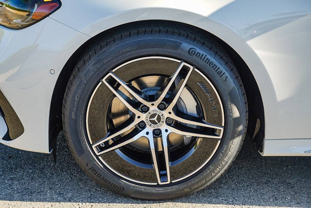 Thumbnail: 2026 Mercedes-Benz E-Class - 7