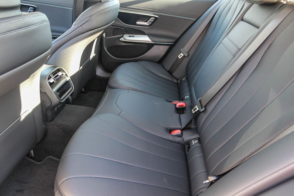 Thumbnail: 2026 Mercedes-Benz E-Class - 12