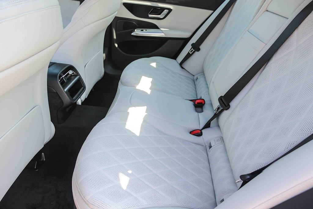 Thumbnail: 2026 Mercedes-Benz E-Class - 12