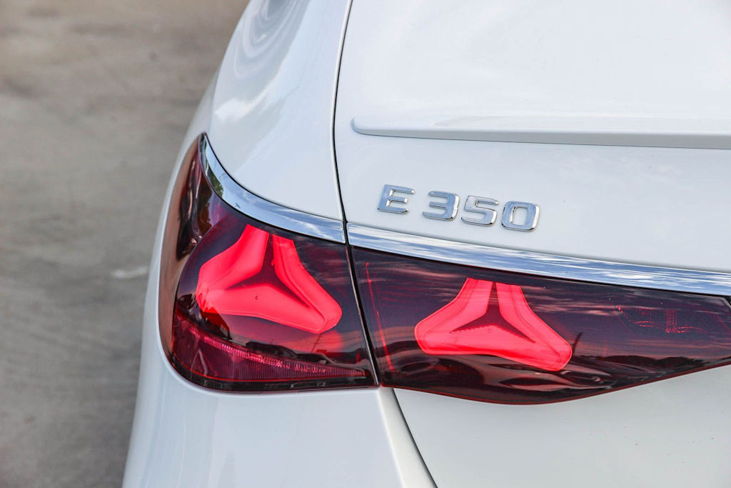 Thumbnail: 2026 Mercedes-Benz E-Class - 19