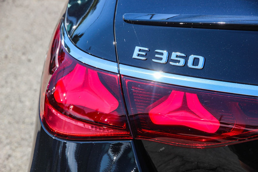 Thumbnail: 2026 Mercedes-Benz E-Class - 19