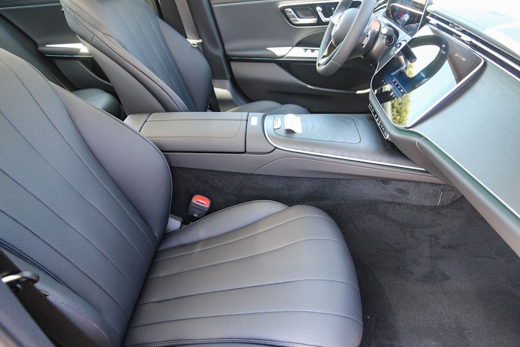 Thumbnail: 2026 Mercedes-Benz E-Class - 10
