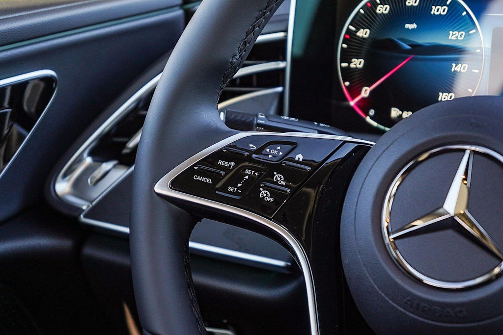 Thumbnail: 2026 Mercedes-Benz E-Class - 21
