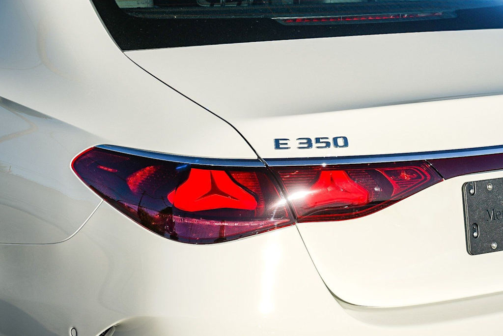 Thumbnail: 2026 Mercedes-Benz E-Class - 17