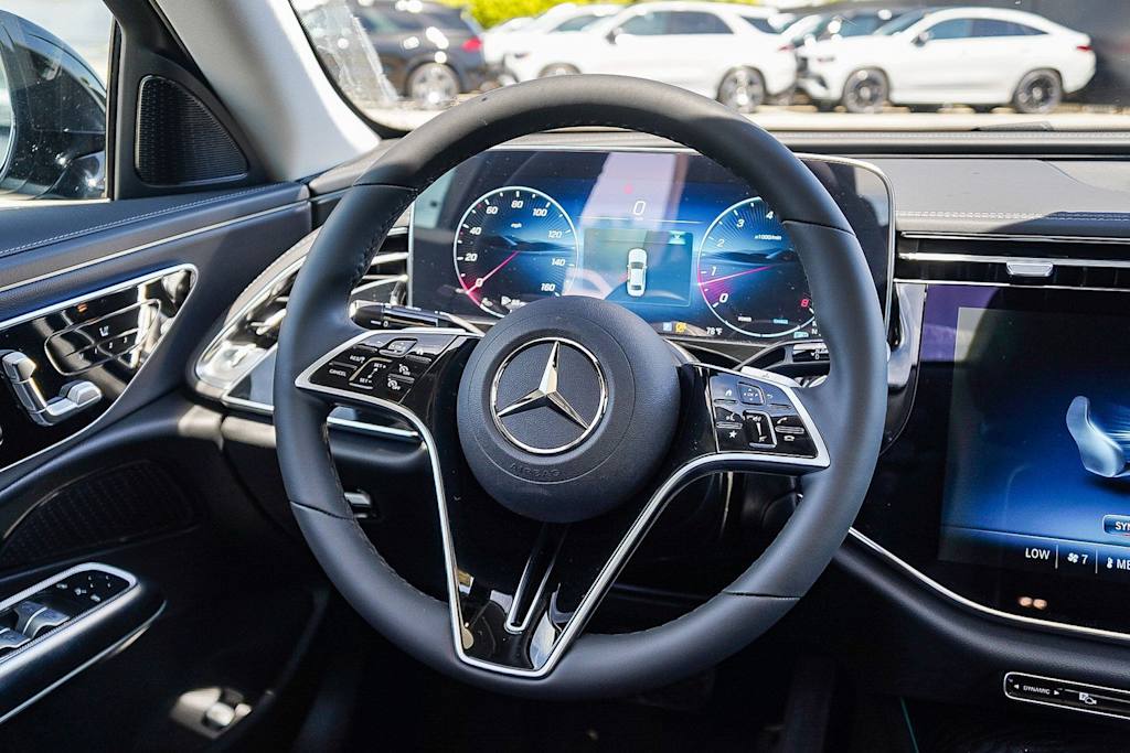 Thumbnail: 2026 Mercedes-Benz E-Class - 9