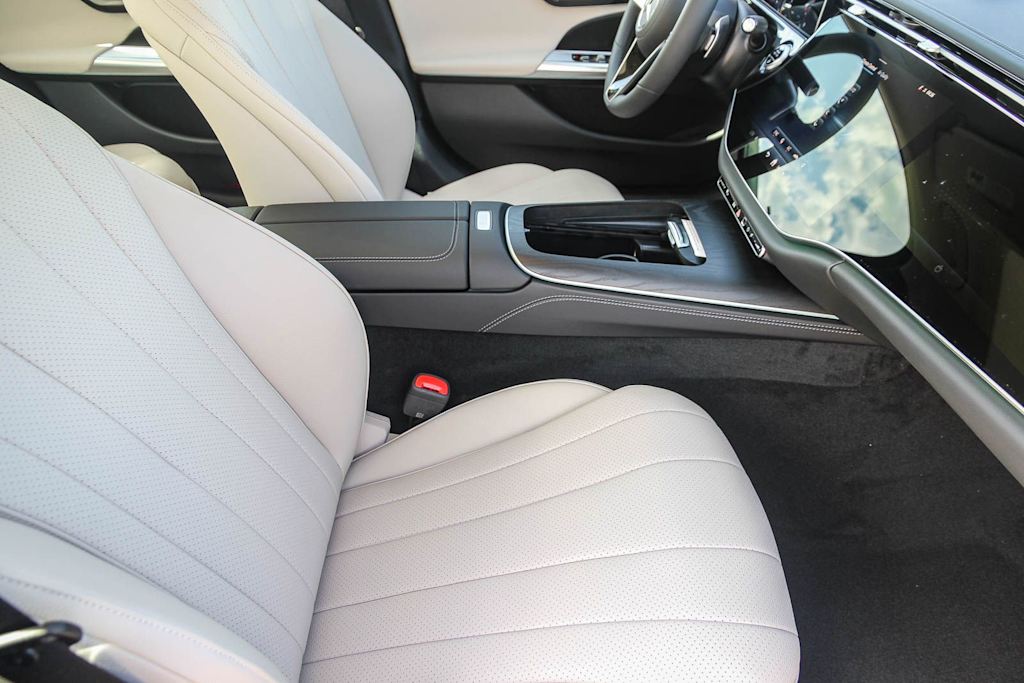 Thumbnail: 2026 Mercedes-Benz E-Class - 10