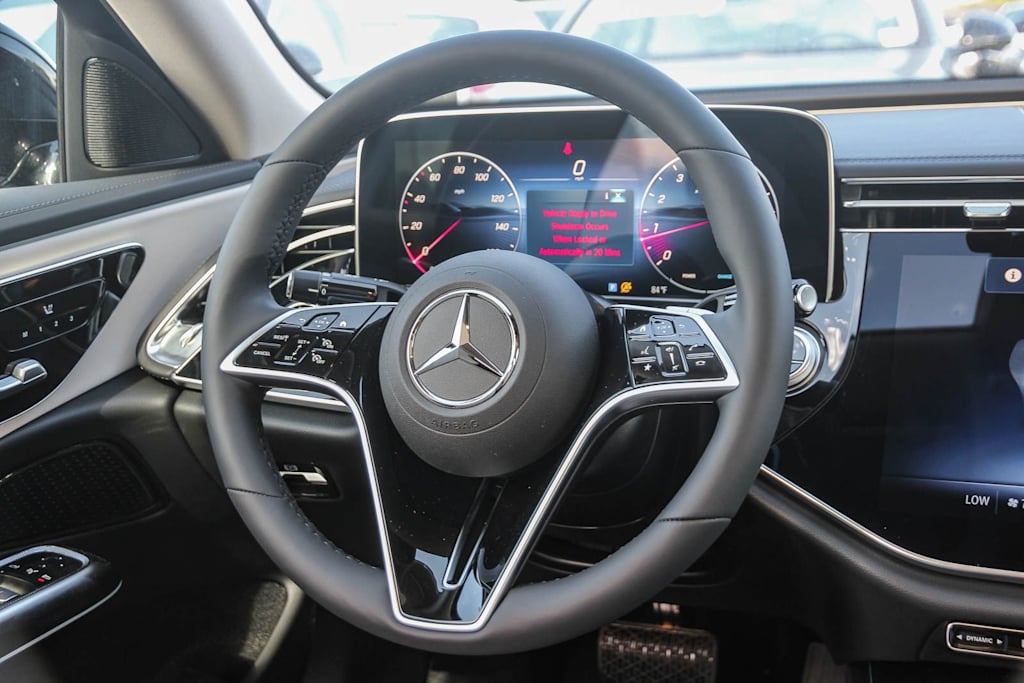 Thumbnail: 2026 Mercedes-Benz E-Class - 9
