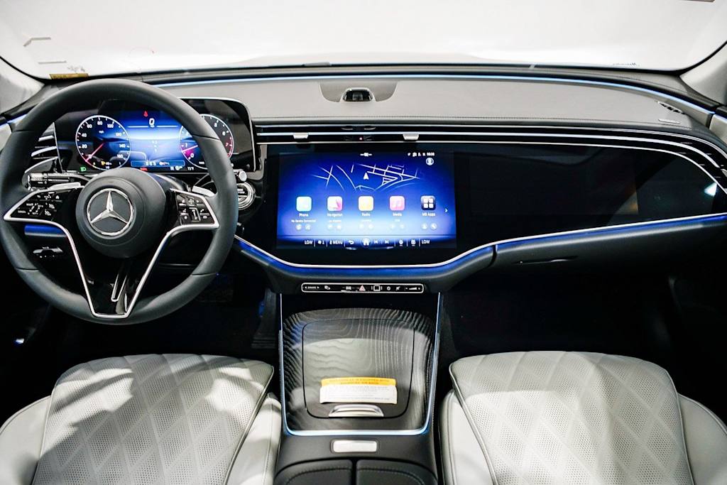 Thumbnail: 2026 Mercedes-Benz E-Class - 2