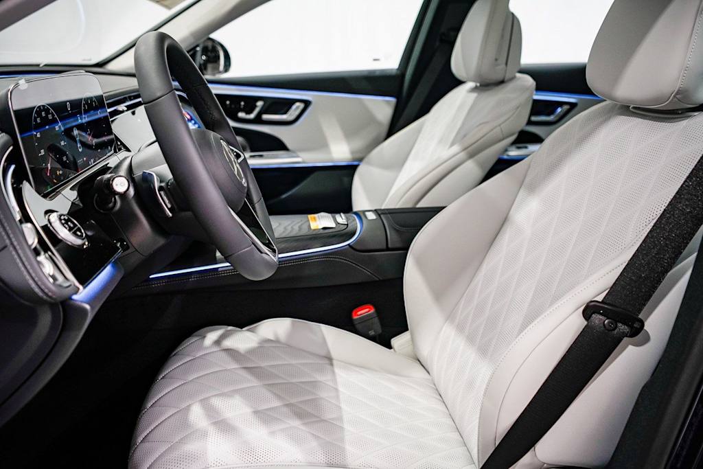 Thumbnail: 2026 Mercedes-Benz E-Class - 10