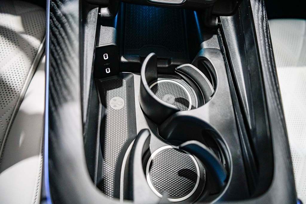 Thumbnail: 2026 Mercedes-Benz E-Class - 14