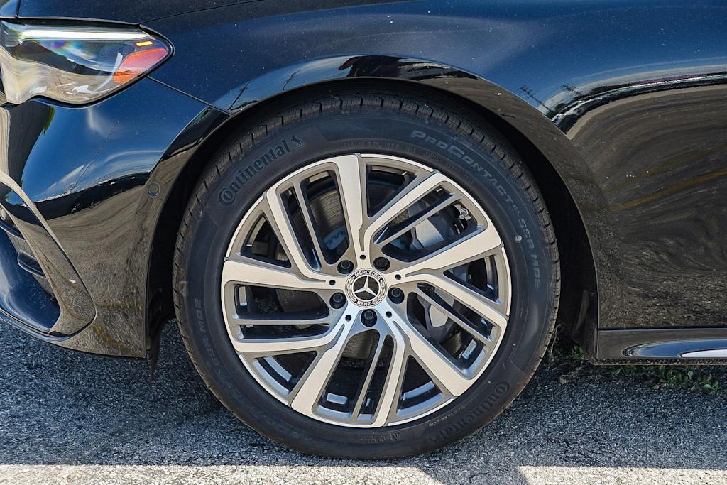Thumbnail: 2026 Mercedes-Benz E-Class - 7