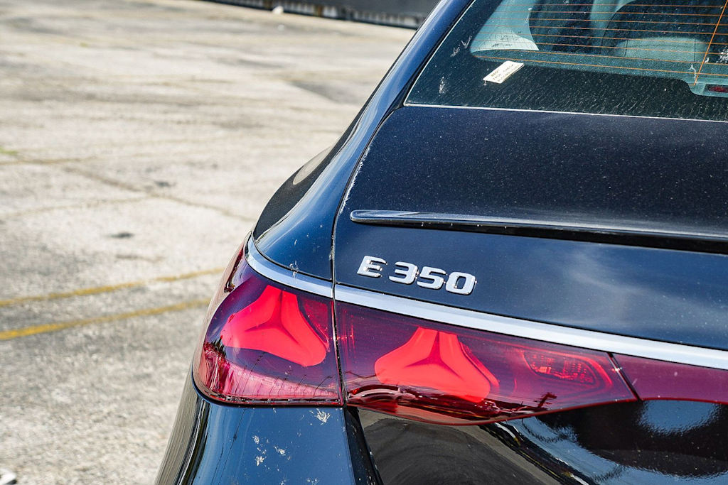 Thumbnail: 2026 Mercedes-Benz E-Class - 17