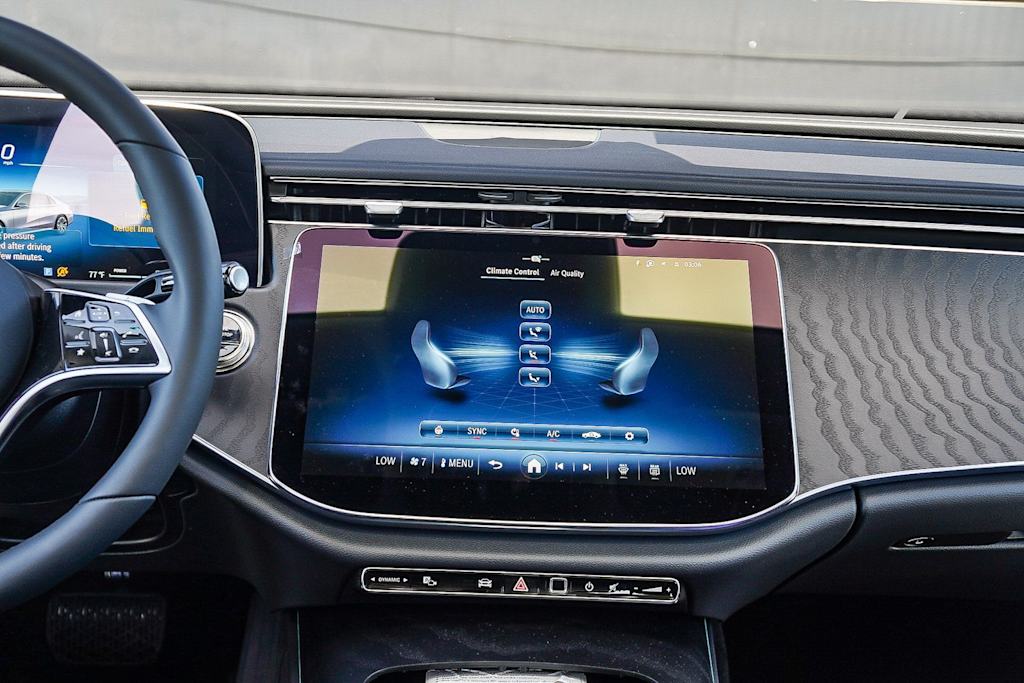 Thumbnail: 2026 Mercedes-Benz E-Class - 13