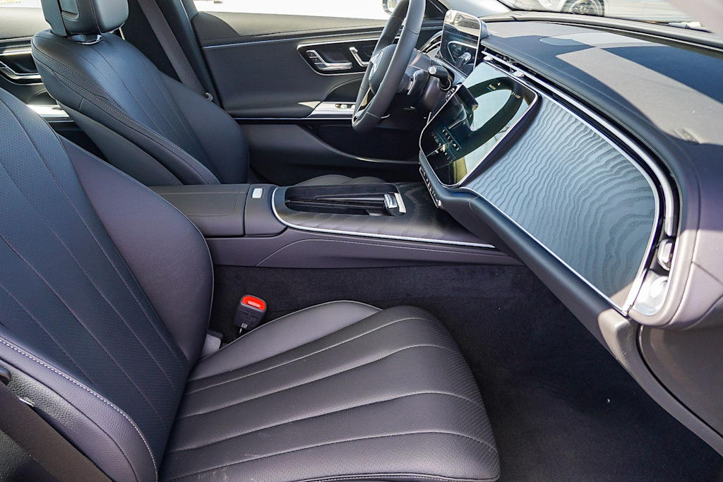 Thumbnail: 2026 Mercedes-Benz E-Class - 10