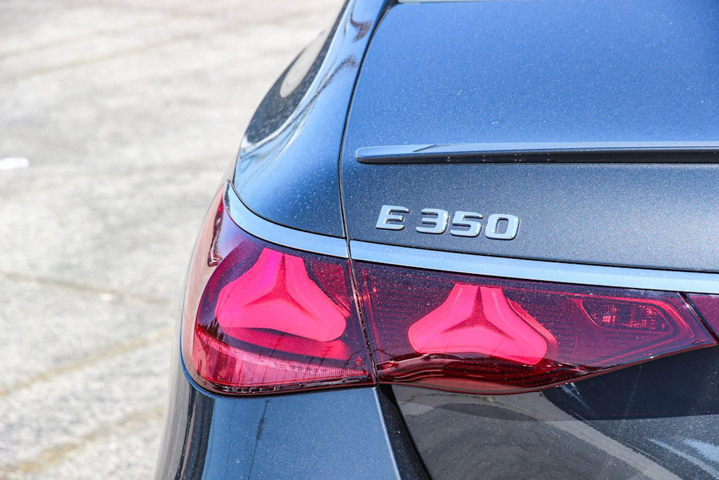 Thumbnail: 2026 Mercedes-Benz E-Class - 18