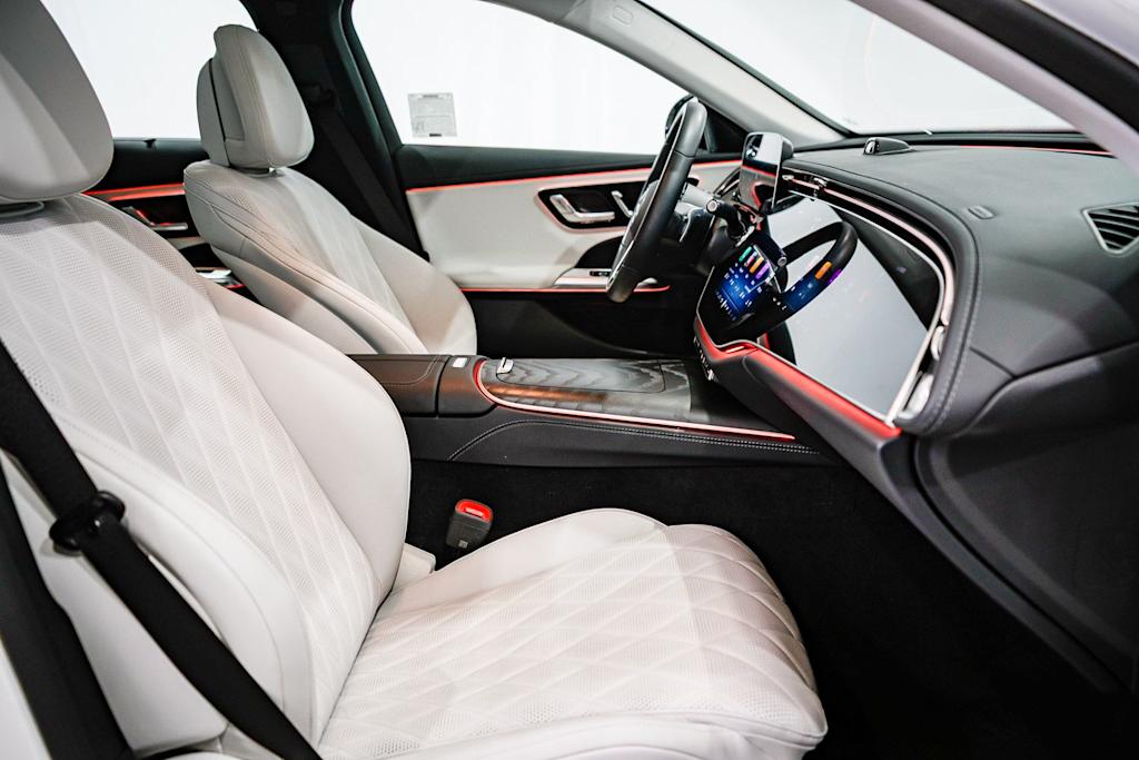 Thumbnail: 2026 Mercedes-Benz E-Class - 9