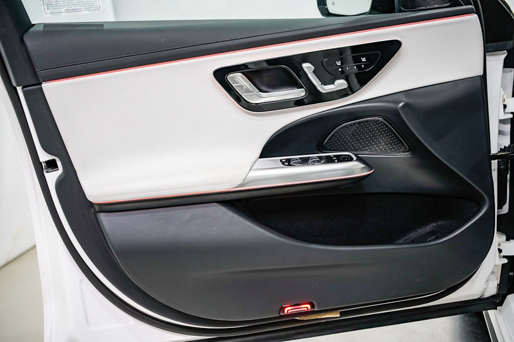 Thumbnail: 2026 Mercedes-Benz E-Class - 22