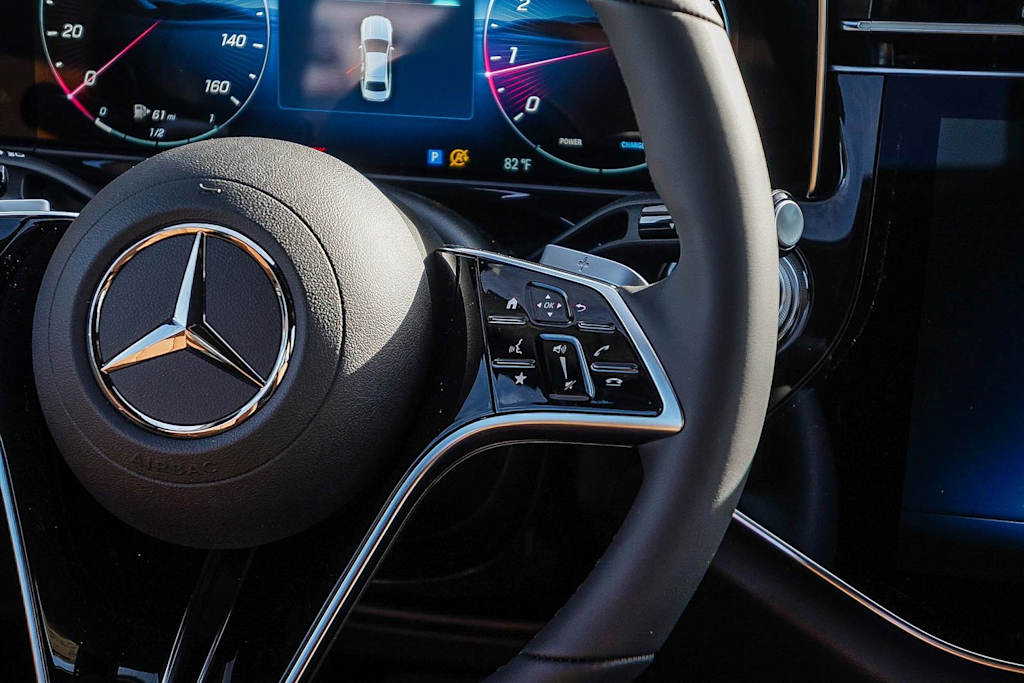 Thumbnail: 2026 Mercedes-Benz E-Class - 22