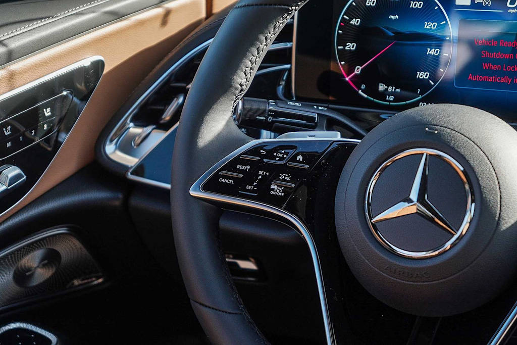 Thumbnail: 2026 Mercedes-Benz E-Class - 21