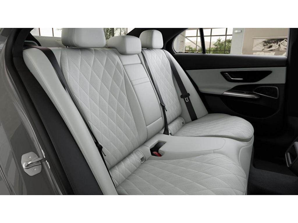 Thumbnail: 2026 Mercedes-Benz E-Class - 9