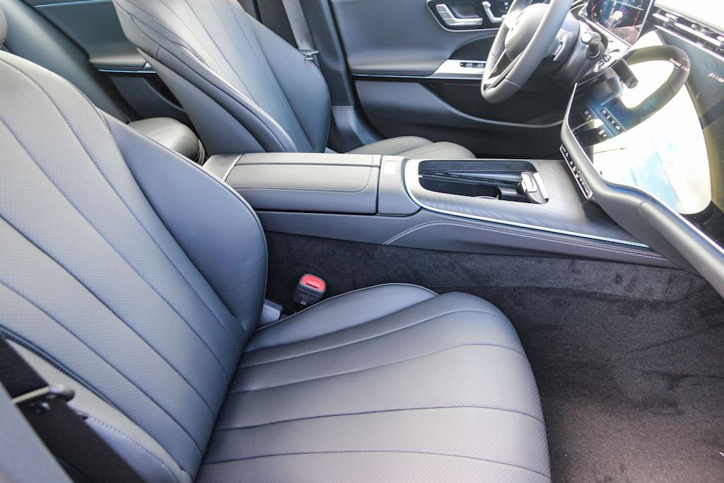 Thumbnail: 2026 Mercedes-Benz E-Class - 10