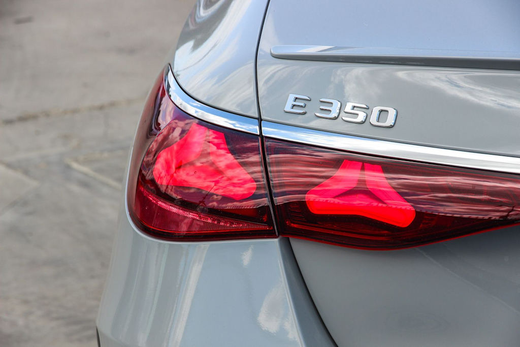 Thumbnail: 2026 Mercedes-Benz E-Class - 18