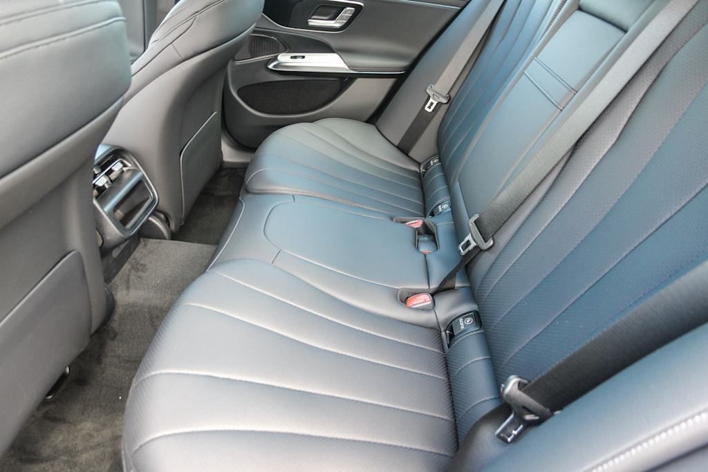 Thumbnail: 2026 Mercedes-Benz E-Class - 12