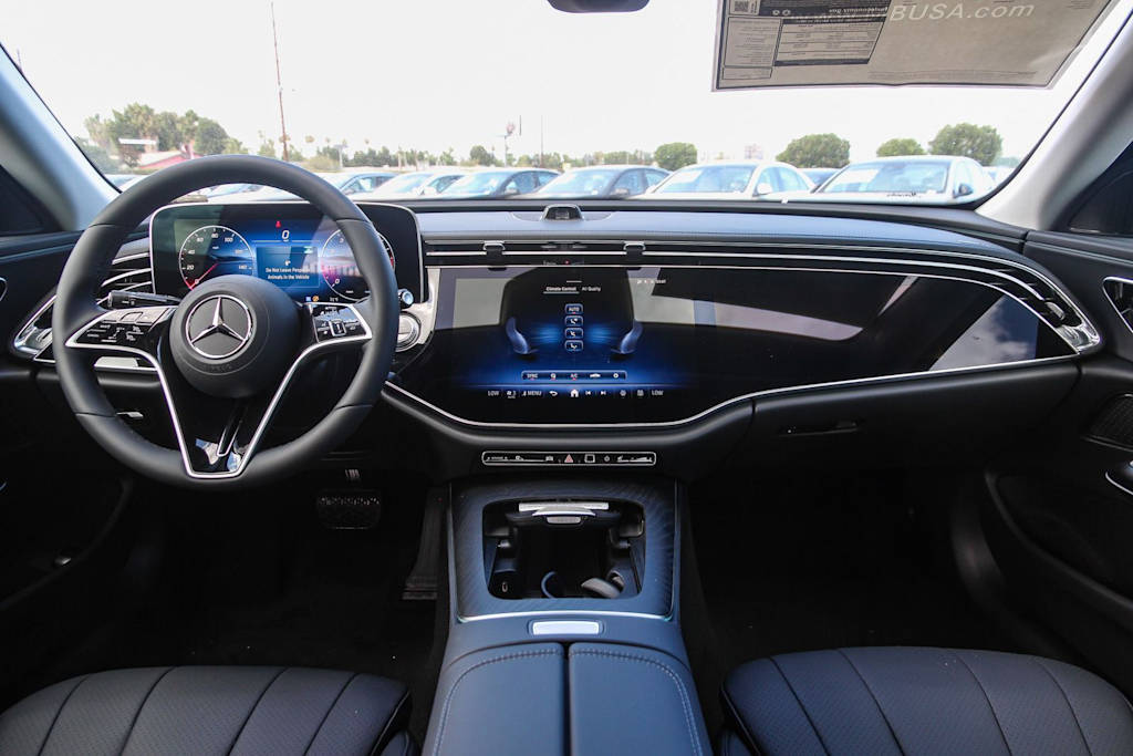 Thumbnail: 2026 Mercedes-Benz E-Class - 2