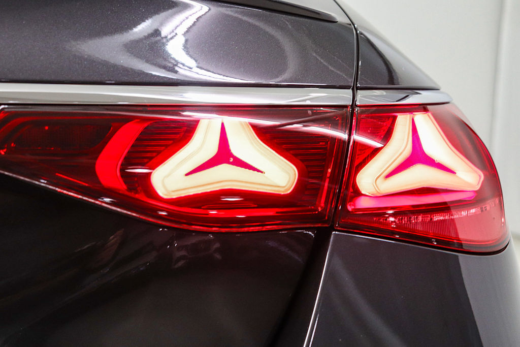 Thumbnail: 2026 Mercedes-Benz E-Class - 22