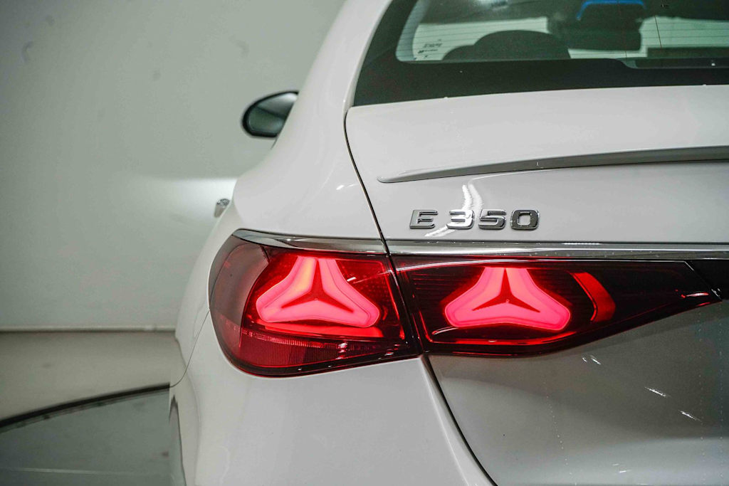 Thumbnail: 2026 Mercedes-Benz E-Class - 19