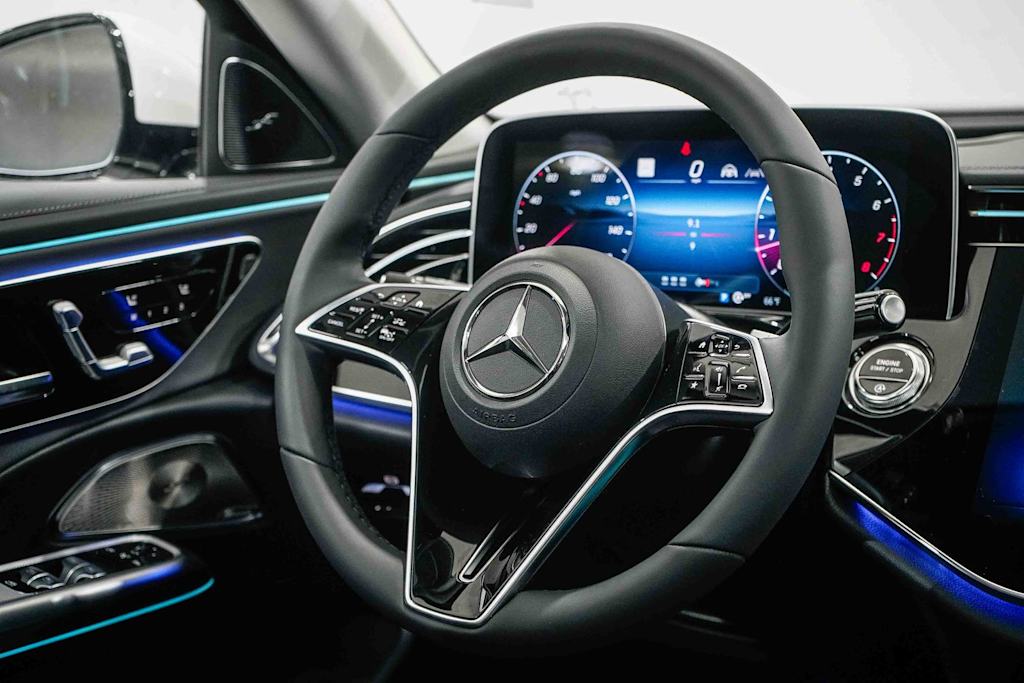 Thumbnail: 2026 Mercedes-Benz E-Class - 12