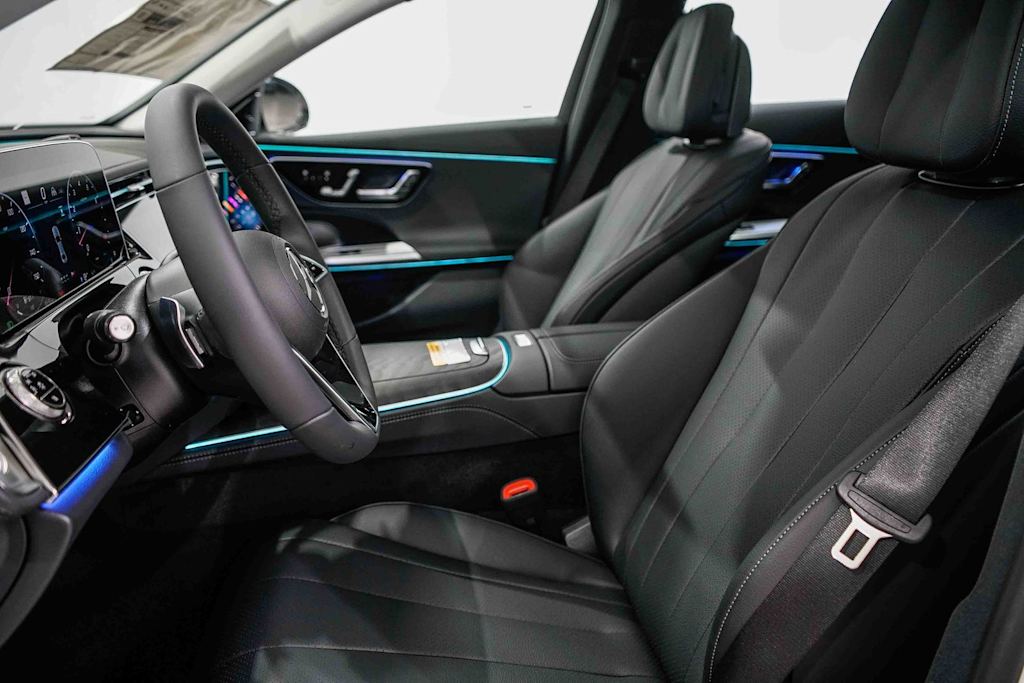 Thumbnail: 2026 Mercedes-Benz E-Class - 10