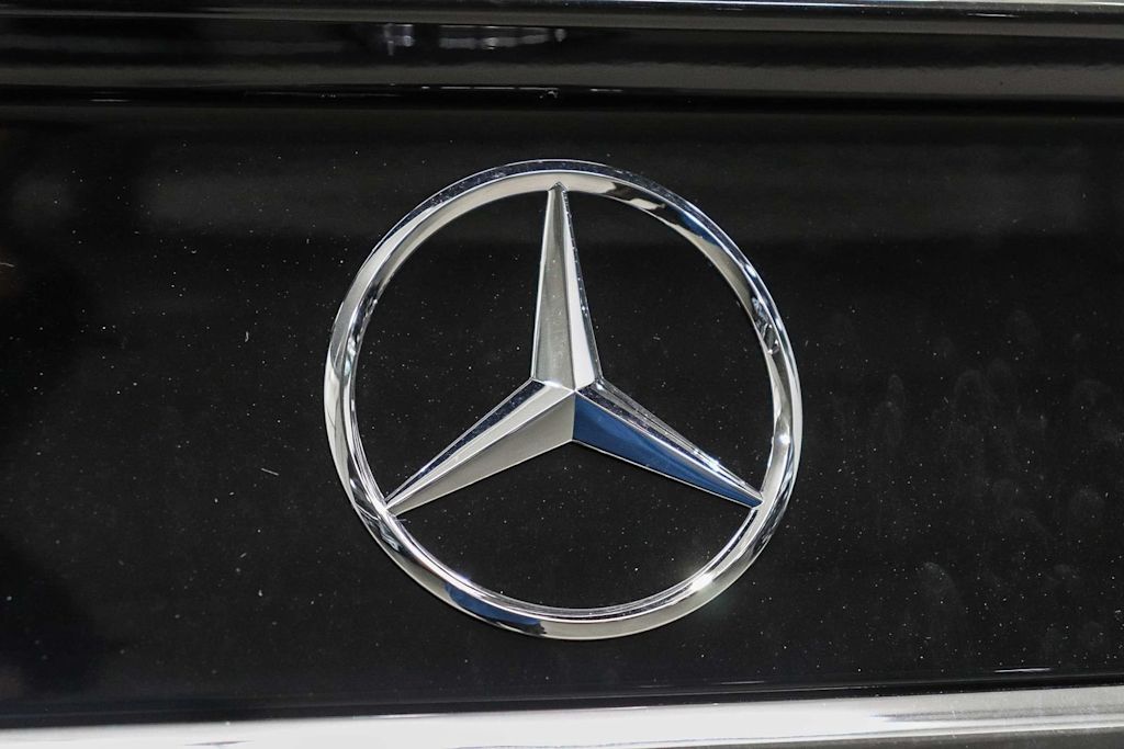 Thumbnail: 2027 Mercedes-Benz E-Class - 4