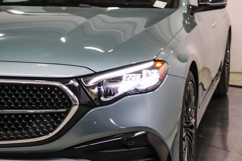 Thumbnail: 2026 Mercedes-Benz E-Class - 16