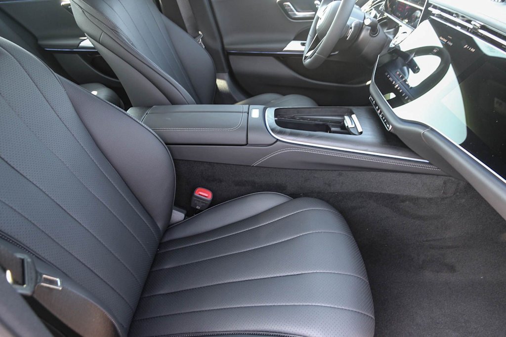 Thumbnail: 2026 Mercedes-Benz E-Class - 10