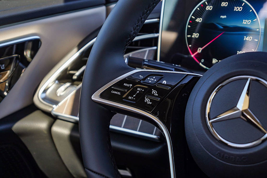 Thumbnail: 2026 Mercedes-Benz E-Class - 22