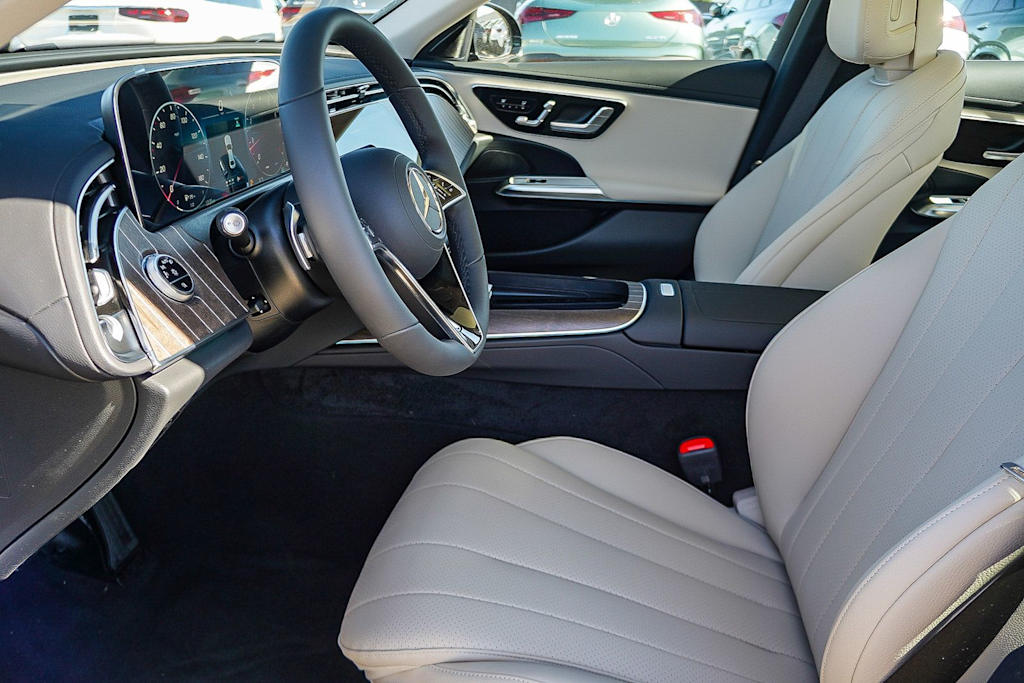 Thumbnail: 2026 Mercedes-Benz E-Class - 11